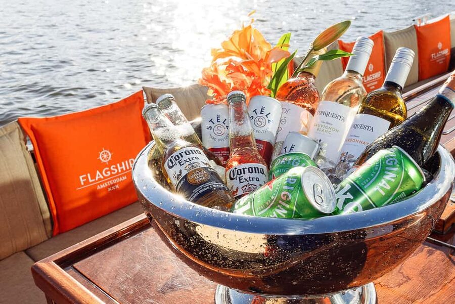 Amsterdam: Open Boat Cruise option Unlimited Drinks & Bite - The canal route, from old houses to modern Amsterdam