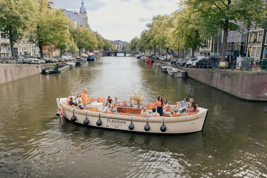 Amsterdam: Open Boat Cruise option Unlimited Drinks & Bite - Timing, crowds, and the pace of the ride