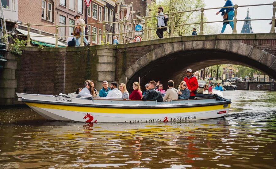 Amsterdam: Open Boat Tour of Canals with Expert Local Guide - Is $26 a fair price?