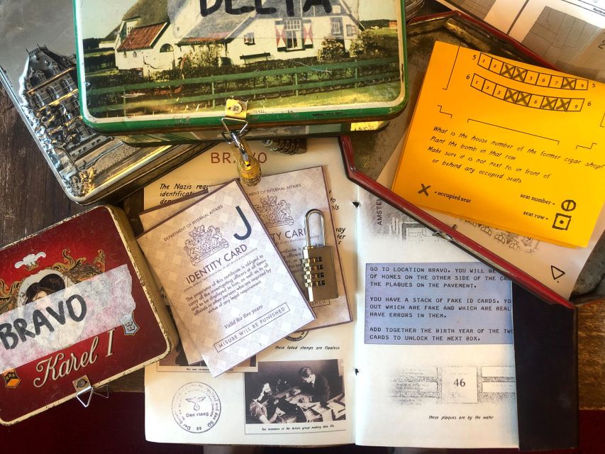 Amsterdam: "Operation 45 " Treasure Hunt Walking Tour - How the physical puzzle system works