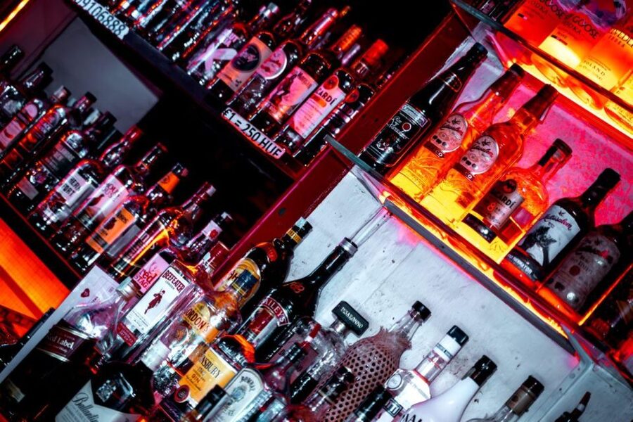 Amsterdam: Original Pub Crawl Party with VIP Entrance - How the four-hour route works
