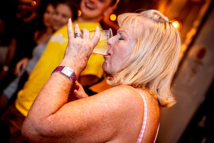 Amsterdam: Original Pub Crawl Party with VIP Entrance - Expect variety, not a fixed bar menu
