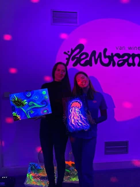 Amsterdam: Paint and Sip in the Dark at Rembrandt van Wine - Painting with neon colors in the dark