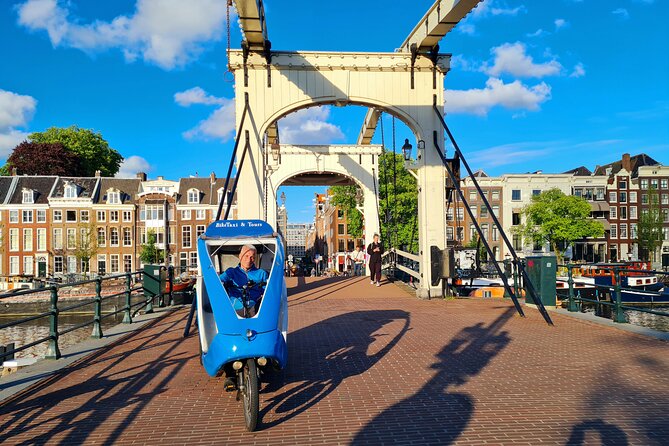 Amsterdam Pedicab City Tour (2 hours) - Montelbaanstoren and Rembrandt’s Amsterdam