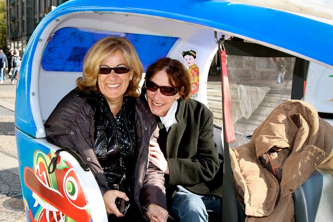 Amsterdam Pedicab City Tour (2 hours) - Museumplein and the Rijksmuseum tunnel