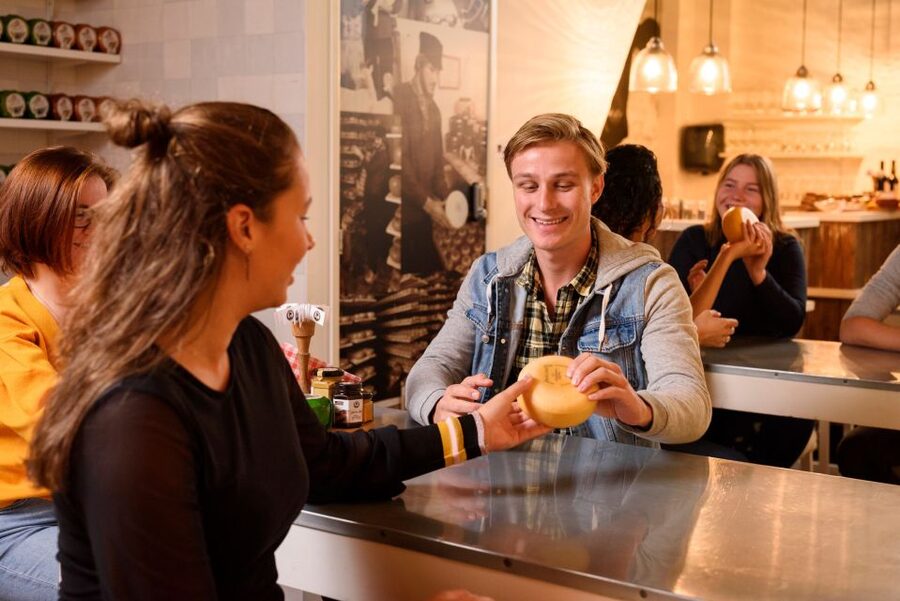 Amsterdam: Premium Henri Willig Cheese Tasting Experience - Dips, mustard, and the two-drink pairing