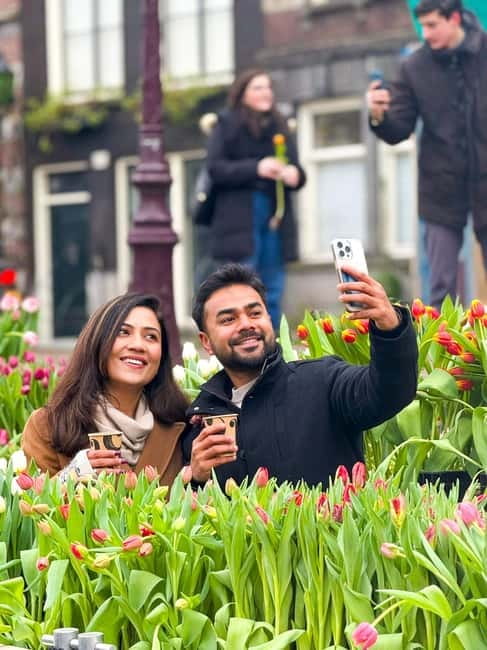 Amsterdam: Premium Tulip Boat Canal Tour - The Anne Frank House from the water