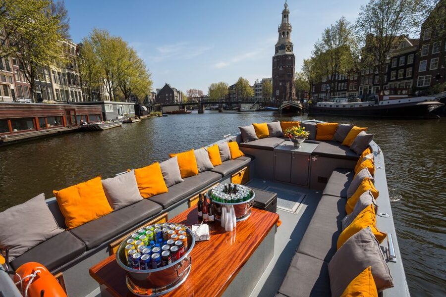 Amsterdam: Private BBQ Cruise with Personal Chef & Drinks - What the two-hour canal cruise feels like
