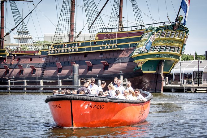 Amsterdam Private Boat Trip With Skipper, Burger and Beers - The canals and neighborhoods that give the city its character