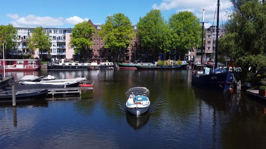 Amsterdam: Private Canal Tour - The UNESCO canal district, seen at street level from the water