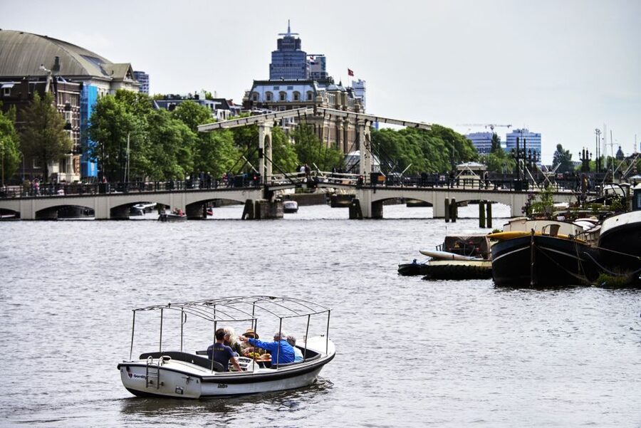 Amsterdam: Private Canal Tour - The Monet connection