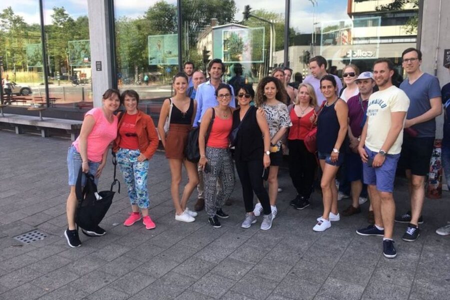 Amsterdam: Private custom tour with a local guide - Choosing between two and eight hours