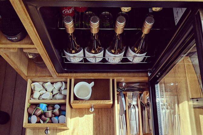 Amsterdam Private Dinner Cruise incl Drinks & 2-course Dinner 2hr - How the dinner works aboard the boat