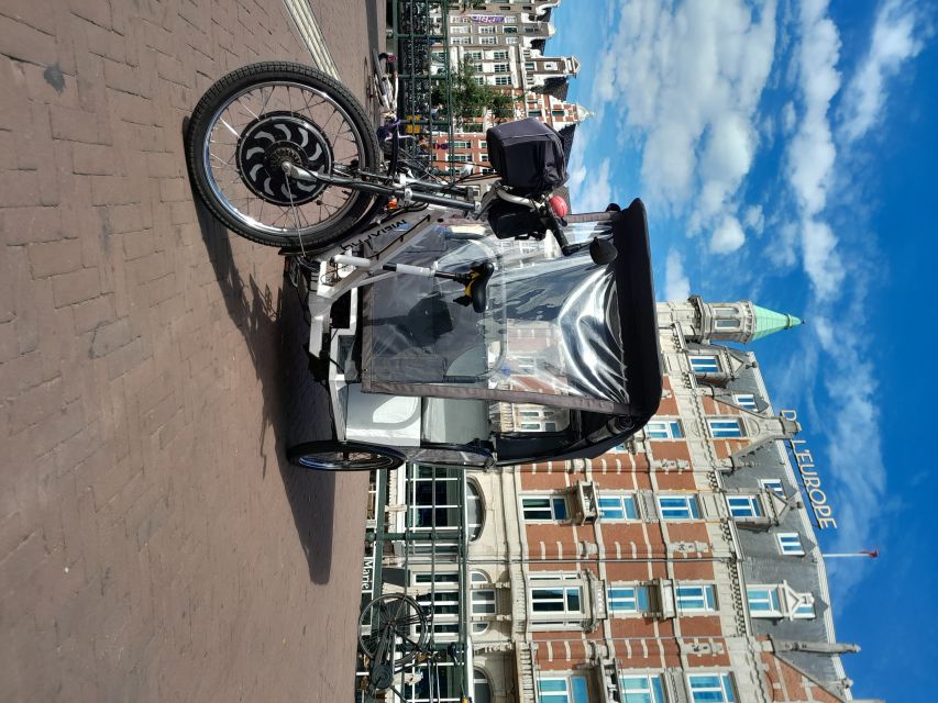Amsterdam: Private Guided City Tour by Pedicab - Should you book the Amsterdam pedicab tour?
