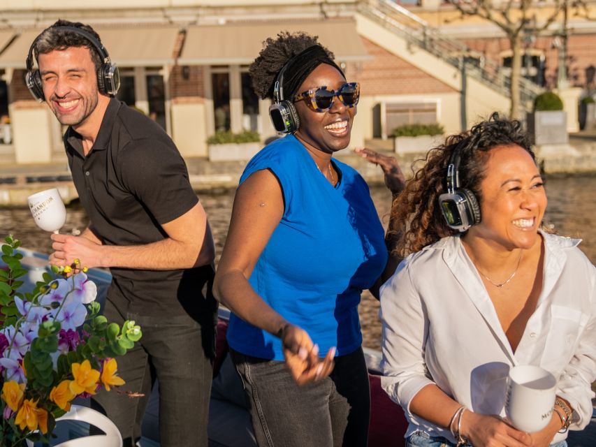 Amsterdam: Private Luxury Cruise with Drinks & Silent Disco - Seeing Amsterdam from the water