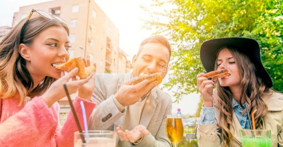 Amsterdam: Private Luxury Cruise with Pizza and Drinks - Key points to know before booking