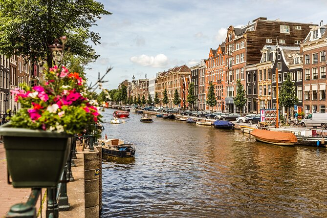 Amsterdam Private & Personalized Full-Day Tour with a Local Guide - Is $304.52 per person a fair price?