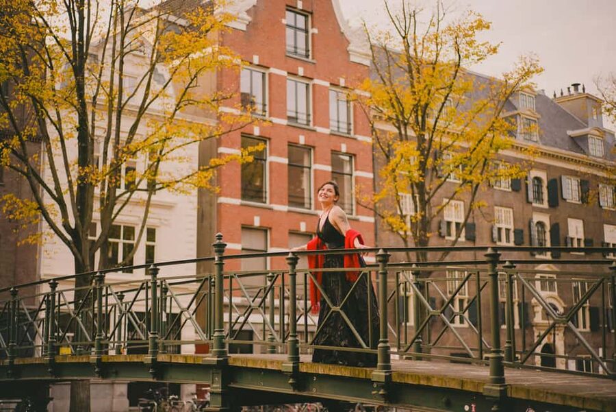 Amsterdam: Private Photoshoot for Couple, Family, or Solo - Key details at a glance