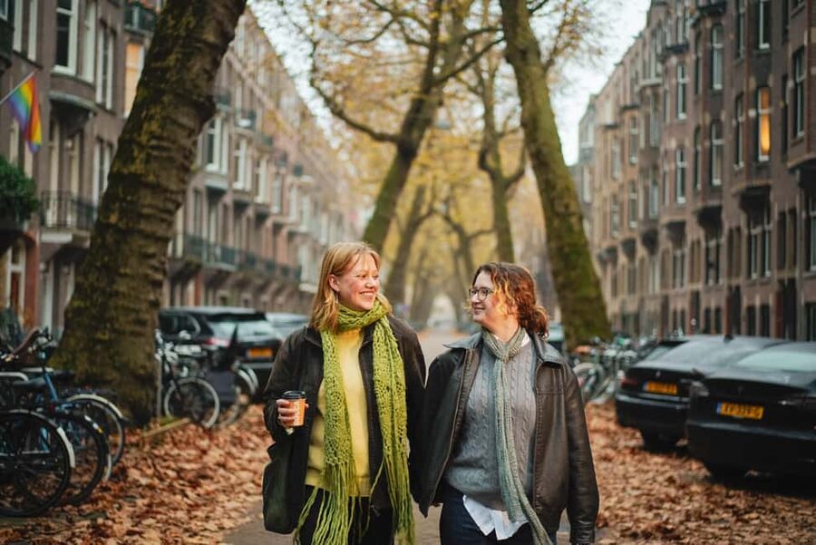Amsterdam: Private Photoshoot for Couple, Family, or Solo - The route through Amsterdam’s canals and bridges