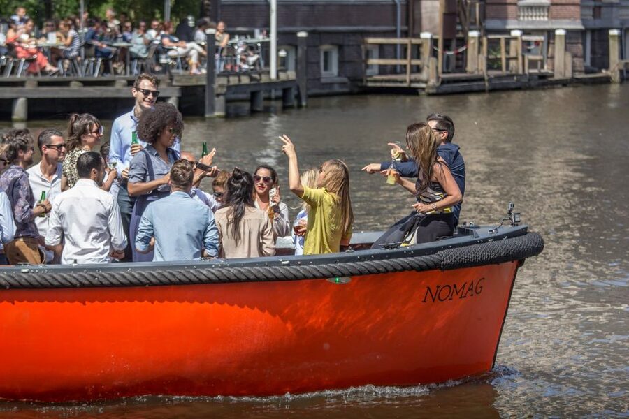 Amsterdam: Private Prosecco Canal Cruise Tour - Sights along the Canal Belt