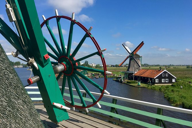 Amsterdam private tour to windmills, cheese farm and villages - Guides, flexibility, and the private format