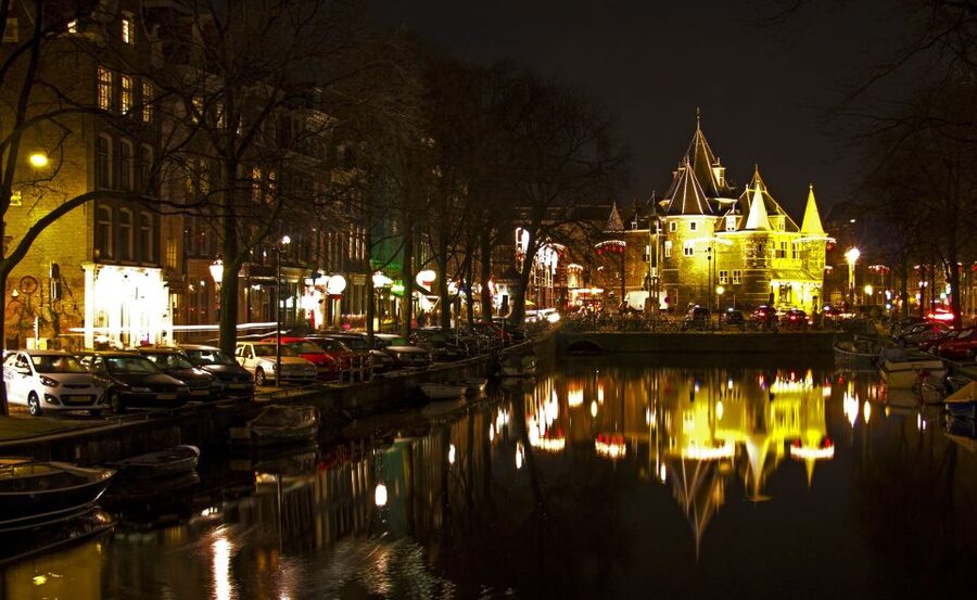 Amsterdam Private Welcome Tour with a Local Guide - What is not included, and why it matters