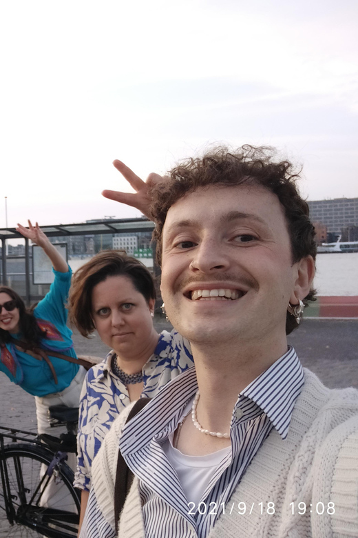 Amsterdam: Rainbow Rural Bike Tour With Local Gay Guide - Why Amsterdam Noord makes a better bike outing than the city center