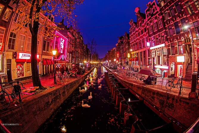 Amsterdam Red Light District and City Center Walking Tour - The Smallest House and the city’s trading past