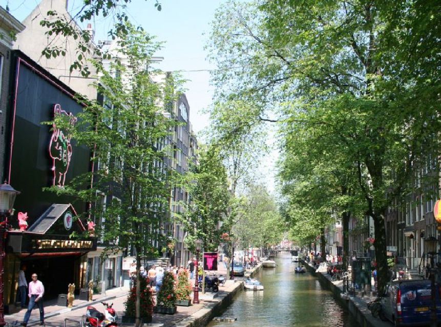 Amsterdam: Red Light District and Coffeeshop tour - Key points to know before you book