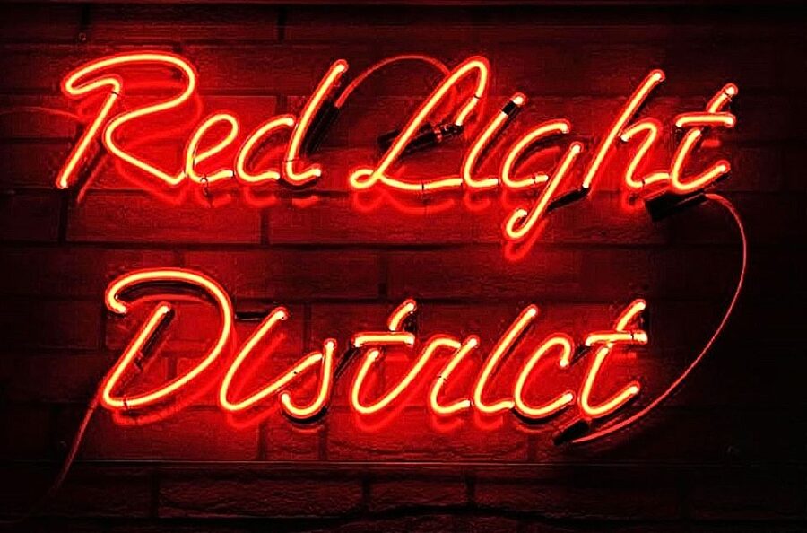Amsterdam: Red Light District Exclusive Night Tour - Flower Market and Nieuwmarkt