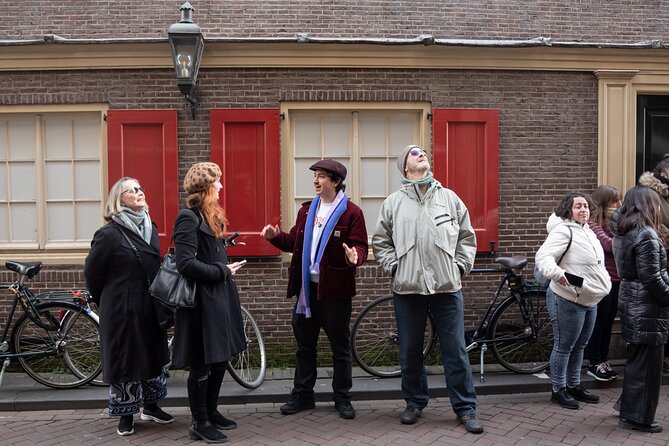 Amsterdam: Red Light District guided tour (TOP RATED) - Ben, Robin, Aarre, Catherine, and the guide’s role