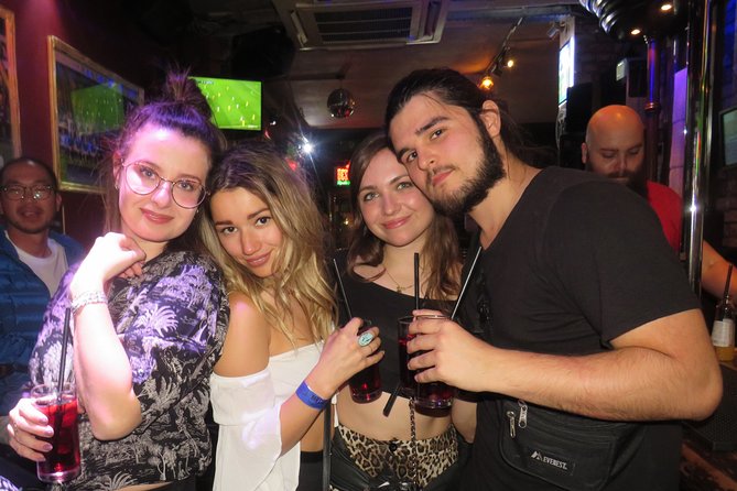 Amsterdam Red Light District Pub Crawl - Cost, clothing, and practical details