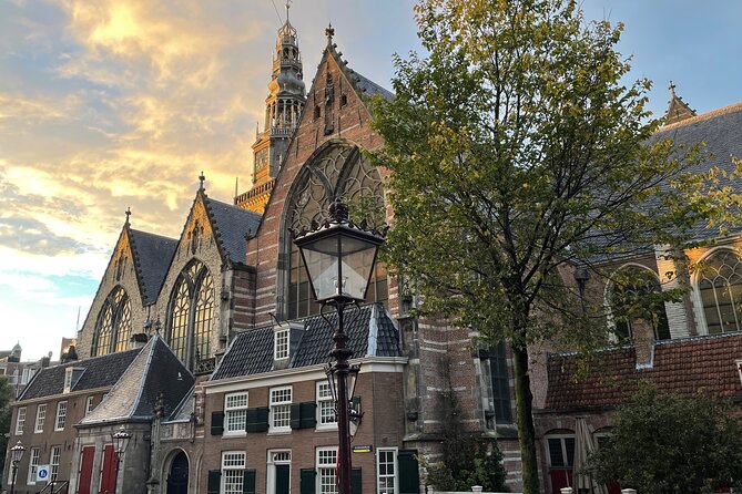 Amsterdam Red Light District: Serene and Other! - Chinatown, narrow lanes, and window streets