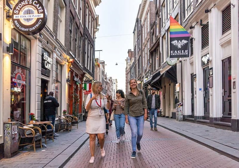 Amsterdam: Red Light District Tour in German/English/Italian - What the $28 price buys you