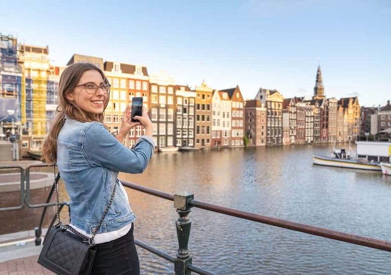 Amsterdam: Red Light District Tour in German/English/Italian - Amsterdam Centraal and Chinatown