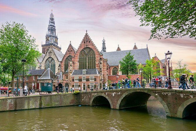 Amsterdam Red Light District Treasure: Self-Guided Tour & Quest - Entering De Wallen, Amsterdam’s Red Light District