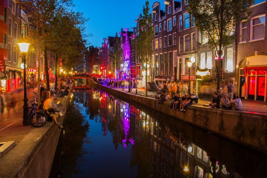 Amsterdam: Red Light District walking tour - What the tour explains about prostitution