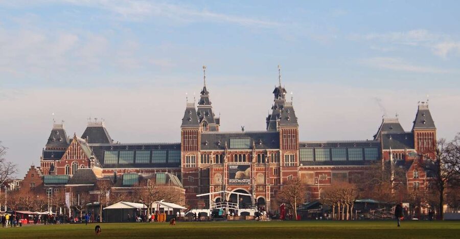 Amsterdam: Rijksmuseumtour incl. Ticket German or English - A 90-Minute Route Through Dutch Art