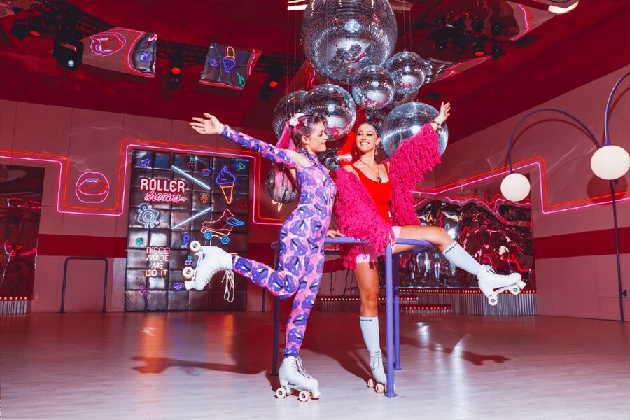 Amsterdam: Roller Dreams & Amsterdam Nightlife Experience - Dress for entry and carry proper identification
