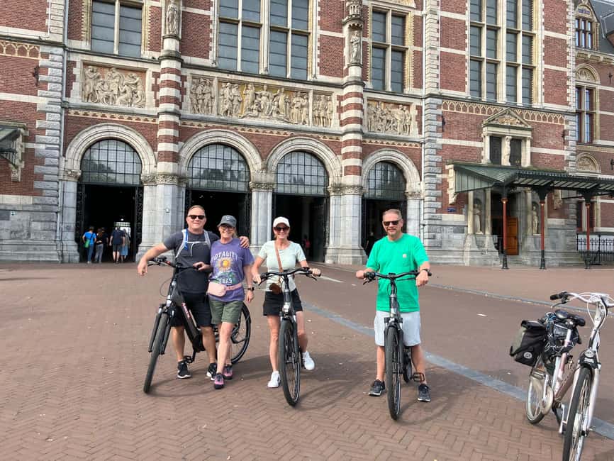 Amsterdam: Scenic City Highlights by E-Bike - Oosterdokseiland and Marineterrein: a useful first orientation