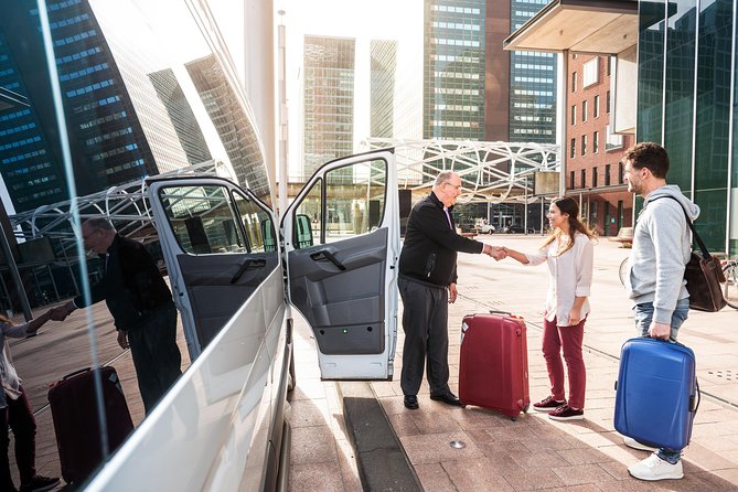 Amsterdam Schiphol Airport (AMS) Round Trip transfer to Amsterdam City - What the $72.72 fare really buys you