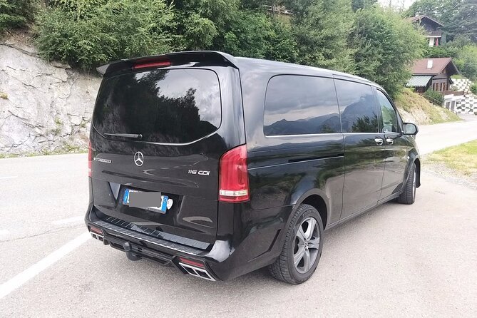 Amsterdam Schiphol Airport (AMS) to Amsterdam - Arrival Private Transfer - The ride into Amsterdam and the hotel drop-off