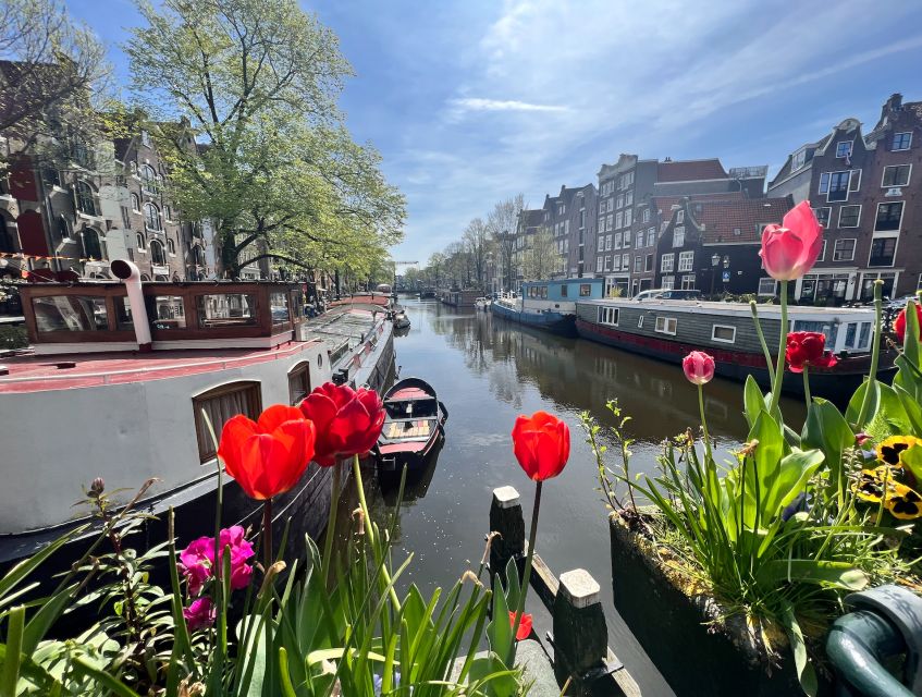 Amsterdam: Self-Guided Food Tour in De Jordaan Neighbourhood - Herring and kibbeling for a proper Dutch fish stop