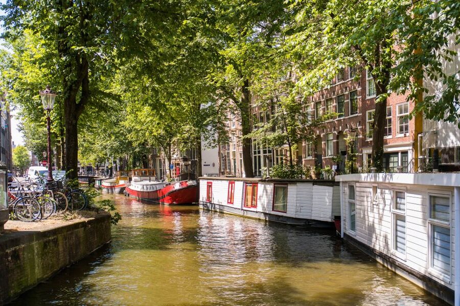 Amsterdam: Semi-Open Canal Boat Cruise - Should you book this Amsterdam canal cruise?