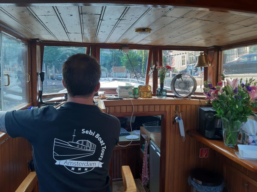 Amsterdam: Small-Group Canal Cruise incl. Drinks and Snacks - Two hours through Amsterdam’s canal belt