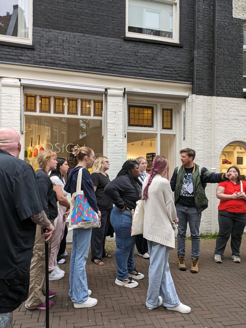 Amsterdam: small group tour: History, humor & hidden gems - The central city, Spui, and the Begijnhof