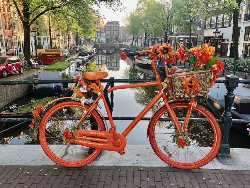 Amsterdam: Small Group Walking Tour with Fun Guide - Amsterdam’s story, from fishing village to major city