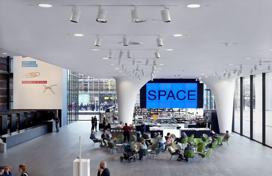 Amsterdam: Stedelijk Museum and 1-Hour Canal Cruise - What makes the Stedelijk worth your time