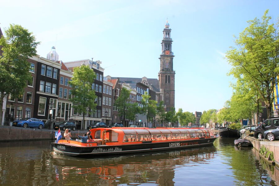 Amsterdam: STRAAT Museum and Canal Cruise Combination Ticket - Opening dates and holiday planning