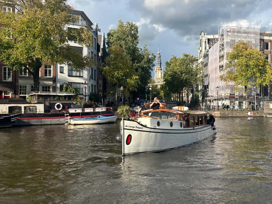 Amsterdam: The Bulldog Boat Smoke and Booze Cruise - The route from the Old City Wall to the Amstel